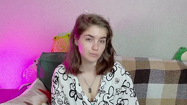 Snapshot of ElzaBlis chatting on May 2026 01:18:02 PM ElzaBlis online show from May 2026 01:18:02 PM