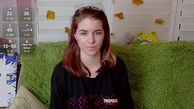 Snapshot of ElzaBlis chatting on November 2025 06:45:01 PM ElzaBlis online show from November 2025 06:45:01 PM