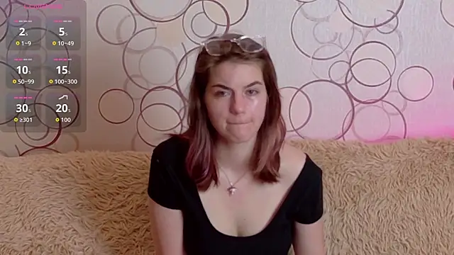 Snapshot of ElzaBlis chatting on September 2025 01:10:02 PM ElzaBlis online show from September 2025 01:10:02 PM