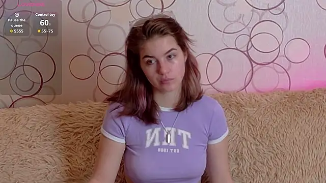 Snapshot of ElzaBlis chatting on September 2025 01:22:02 PM ElzaBlis online show from September 2025 01:22:02 PM