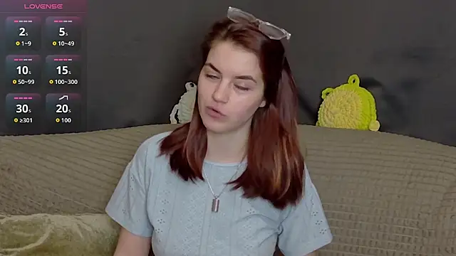 Snapshot of ElzaBlis chatting on November 2025 02:54:01 PM ElzaBlis online show from November 2025 02:54:01 PM