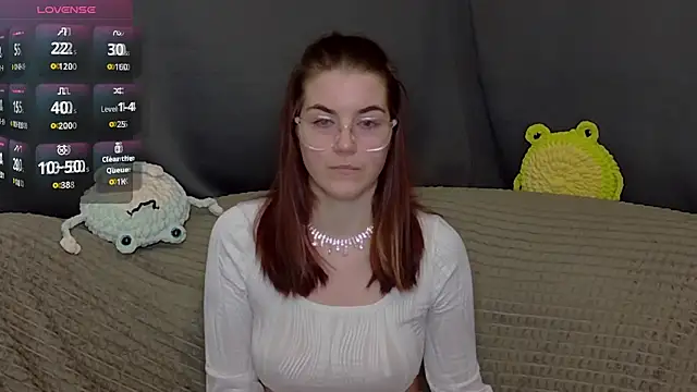 Snapshot of ElzaBlis chatting on November 2025 03:01:02 PM ElzaBlis online show from November 2025 03:01:02 PM