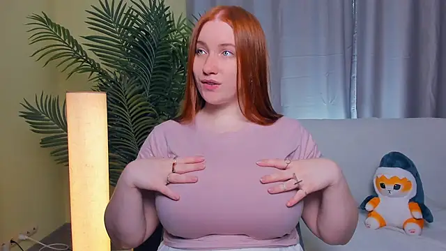 Snapshot of EthalCarlsqq chatting on September 2025 07:34:02 AM EthalCarlsqq online show from September 2025 07:34:02 AM