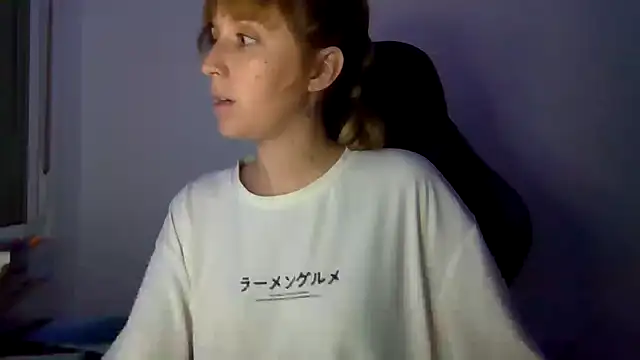violetofsecret online show from October 2025 08:48:01 AM