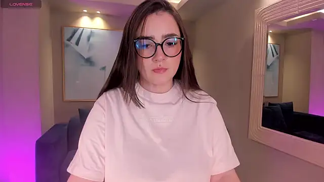 Snapshot of SarahRhodes_ chatting on September 2025 07:42:02 PM SarahRhodes online show from September 2025 07:42:02 PM