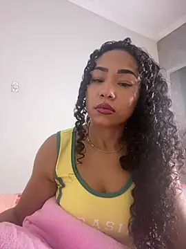 Snapshot of jhennyfer chatting on March 2026 04:49:01 AM jhennyfer online show from March 2026 04:49:01 AM