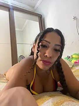 Snapshot of jhennyfer chatting on November 2025 05:08:02 AM jhennyfer online show from November 2025 05:08:02 AM