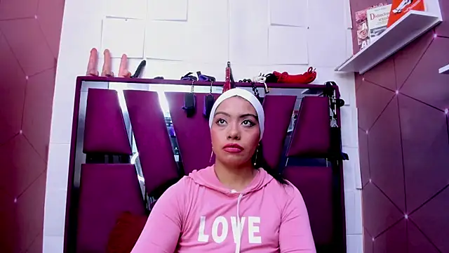 Asshley sky online show from November 2025 03:17:02 AM