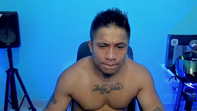 zeus 7777 online show from April 2026 09:51:02 PM