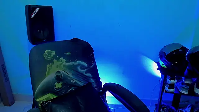 zeus 7777 online show from April 2026 10:55:01 AM