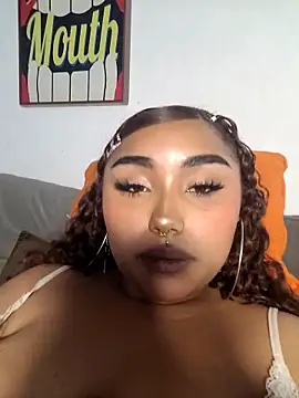 Honeyyy Brown online show from October 2025 08:32:02 PM