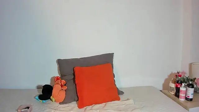 Honeyyy Brown online show from September 2025 06:43:02 PM