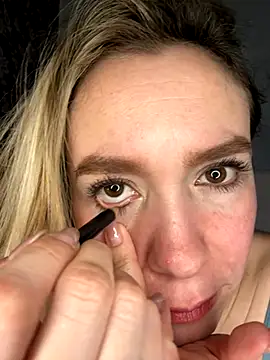 BritgetPsychol online show from November 2025 02:37:02 AM