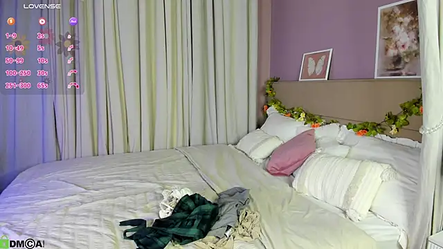 Snapshot of Rina_Panic chatting on May 2026 01:07:01 AM Rina Panic online show from May 2026 01:07:01 AM