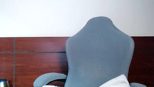 Snapshot of Cam-Ly chatting on February 2026 11:22:02 PM Cam-Ly online show from February 2026 11:22:02 PM