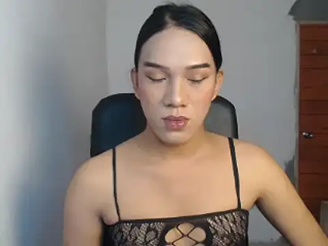 Snapshot of miss_venus11 chatting on November 2025 10:35:02 PM miss venus11 online show from November 2025 10:35:02 PM