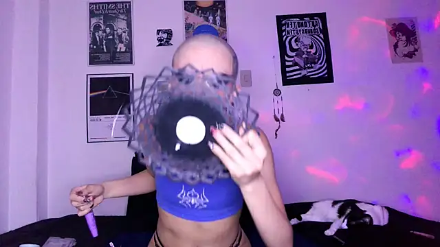 plutonbluemooon333 online show from October 2025 12:42:01 AM