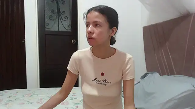 nathaly jones  online show from February 2026 12:14:02 PM