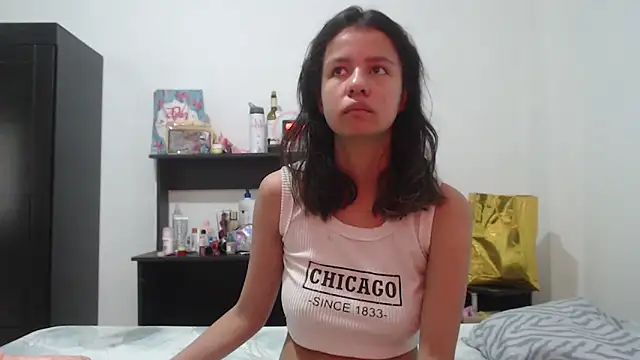 nathaly jones  online show from June 2026 12:39:01 PM