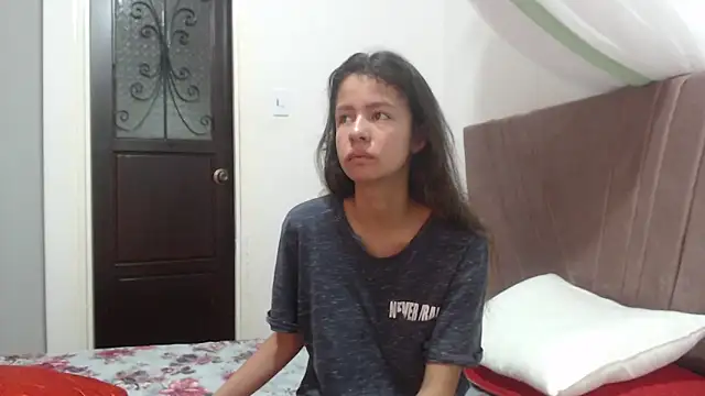 nathaly jones  online show from January 2026 12:09:02 PM