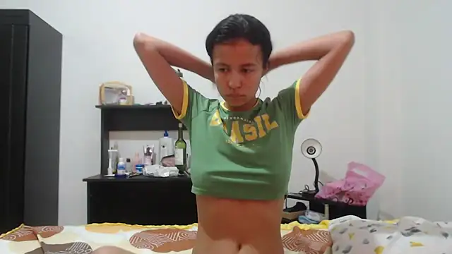 nathaly jones  online show from May 2026 12:12:01 PM