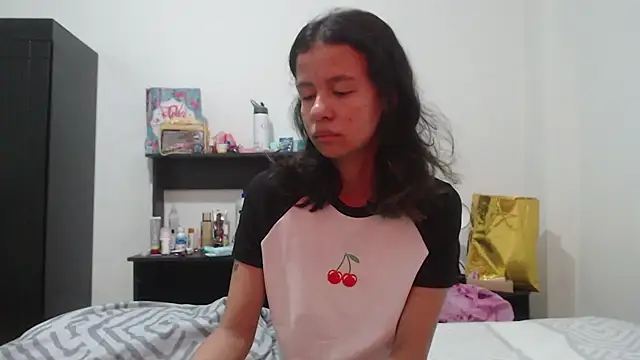 nathaly jones  online show from June 2026 12:17:02 PM