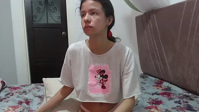 nathaly jones  online show from February 2026 10:12:01 AM