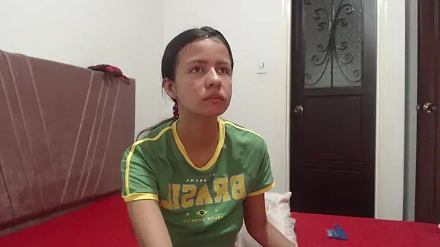 nathaly jones  online show from December 2025 12:33:02 PM