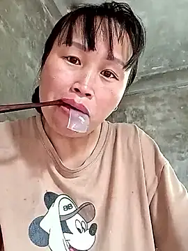 maple694 online show from October 2025 03:15:02 AM