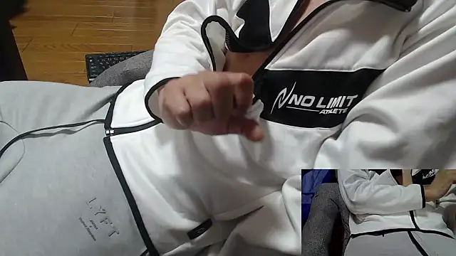 Yasu2000 online show from November 2025 02:01:01 AM