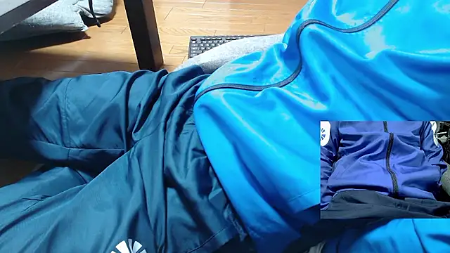 Yasu2000 online show from January 2026 12:58:01 AM