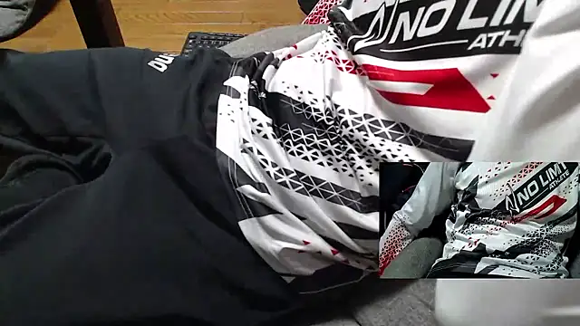 Yasu2000 online show from March 2026 10:21:01 AM