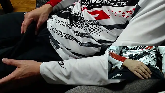 Yasu2000 online show from March 2026 11:02:01 AM