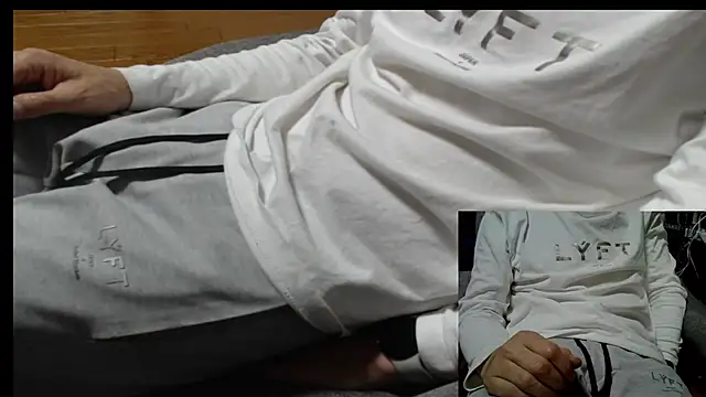 Yasu2000 online show from June 2026 11:59:01 AM