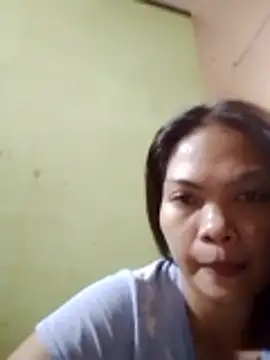 missluvv online show from April 2026 09:48:01 PM