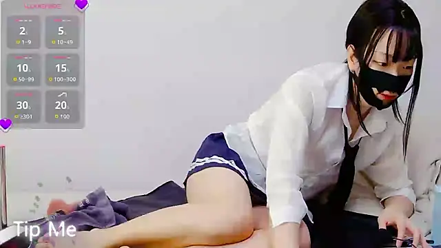 yakee3 online show from November 2025 02:45:02 AM