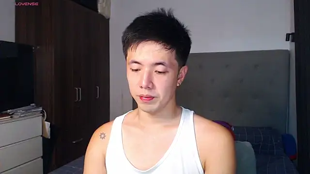 Snapshot of Addictiveboi chatting on February 2026 05:07:02 AM Addictiveboi online show from February 2026 05:07:02 AM