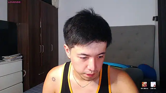 Snapshot of Addictiveboi chatting on March 2026 06:42:02 AM Addictiveboi online show from March 2026 06:42:02 AM