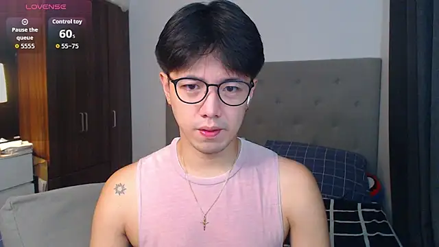Snapshot of Addictiveboi chatting on September 2025 02:39:02 AM Addictiveboi online show from September 2025 02:39:02 AM