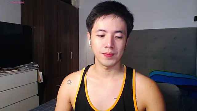 Snapshot of Addictiveboi chatting on February 2026 01:29:01 AM Addictiveboi online show from February 2026 01:29:01 AM