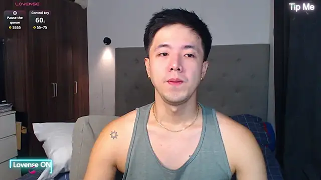 Snapshot of Addictiveboi chatting on December 2025 03:17:02 AM Addictiveboi online show from December 2025 03:17:02 AM