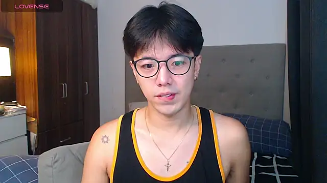 Snapshot of Addictiveboi chatting on September 2025 03:46:02 AM Addictiveboi online show from September 2025 03:46:02 AM