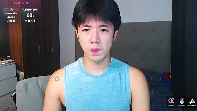 Snapshot of Addictiveboi chatting on September 2025 03:28:01 AM Addictiveboi online show from September 2025 03:28:01 AM