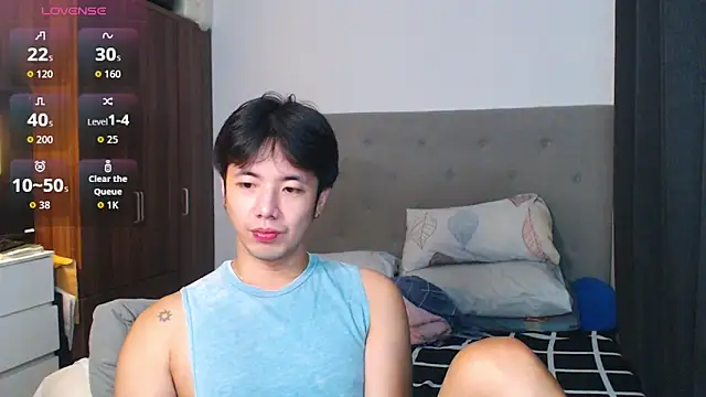 Snapshot of Addictiveboi chatting on September 2025 10:15:01 AM Addictiveboi online show from September 2025 10:15:01 AM
