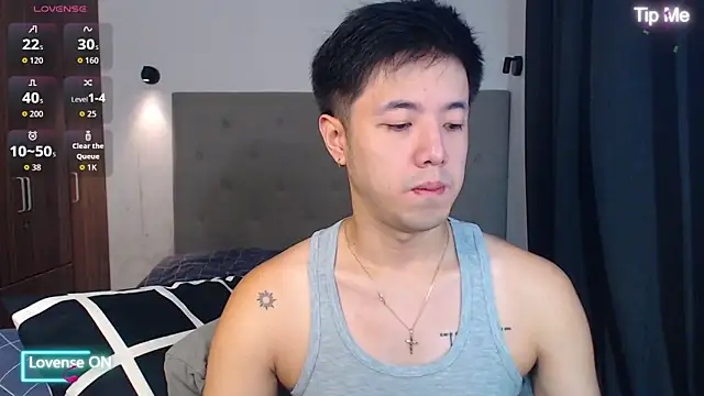 Snapshot of Addictiveboi chatting on December 2025 01:27:01 AM Addictiveboi online show from December 2025 01:27:01 AM