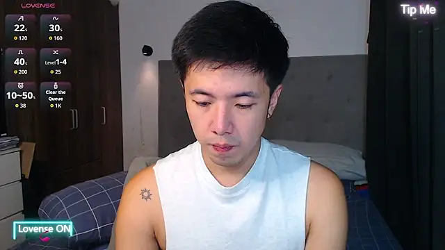 Snapshot of Addictiveboi chatting on January 2026 03:54:01 AM Addictiveboi online show from January 2026 03:54:01 AM