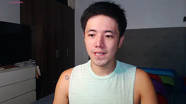 Snapshot of Addictiveboi chatting on February 2026 04:22:02 AM Addictiveboi online show from February 2026 04:22:02 AM