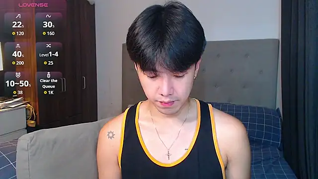 Snapshot of Addictiveboi chatting on October 2025 03:05:02 AM Addictiveboi online show from October 2025 03:05:02 AM