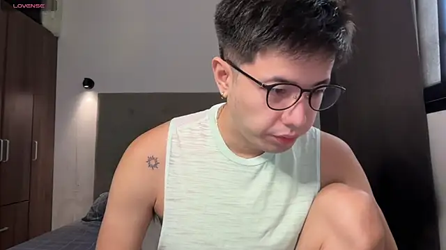 Addictiveboi online show from May 2026 02:47:01 AM
