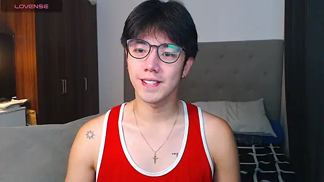 Snapshot of Addictiveboi chatting on September 2025 04:46:01 AM Addictiveboi online show from September 2025 04:46:01 AM